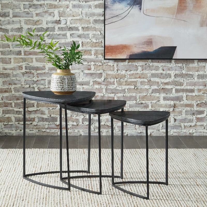 Olinmere Black Accent Nesting Table (Set of 3)-Special