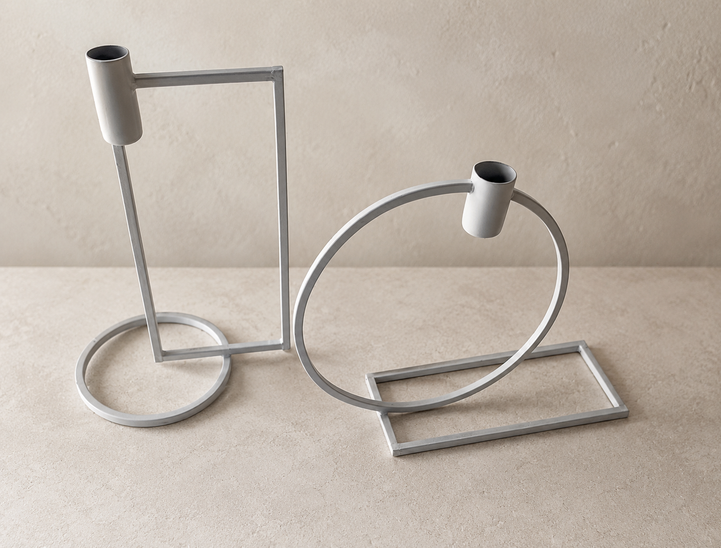 Modern Black Metal Candlestick (Set of2 pcs) AJWPK